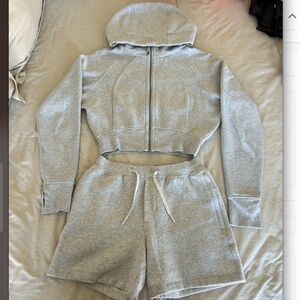 Lululemon Sweat Sweat Medium